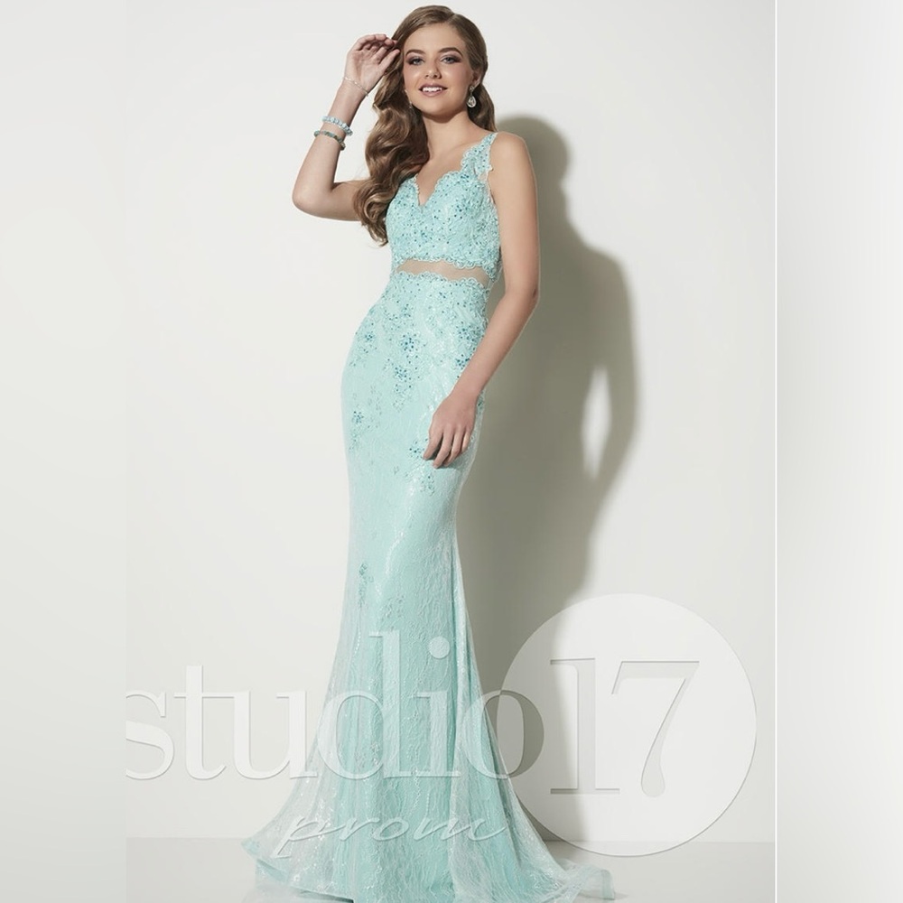 Size 10 Studio 17 Mint Dress